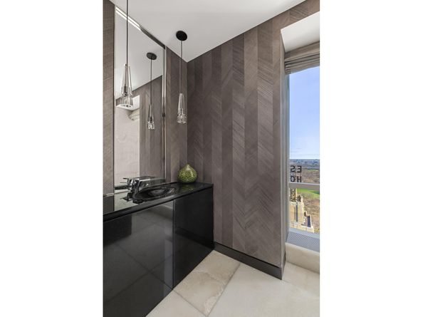 157 West 57th Street 52B, New York NY 10019
