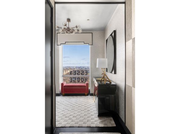 157 West 57th Street 52B, New York NY 10019