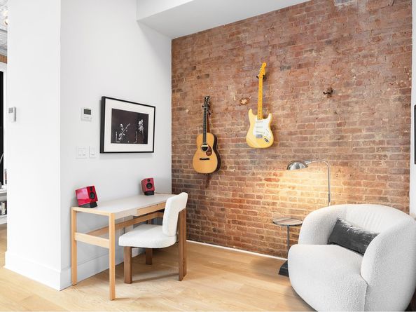 242 Lafayette Street 2N, New York NY 10012