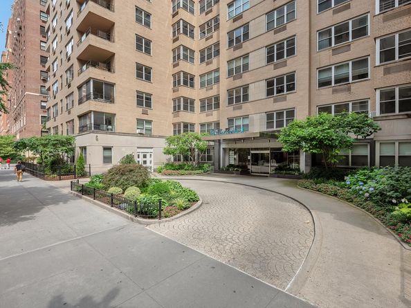 11 5th Avenue 2V, New York NY 10003