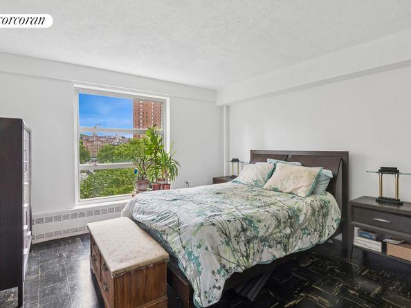 70 La Salle Street 8B, New York NY 10027