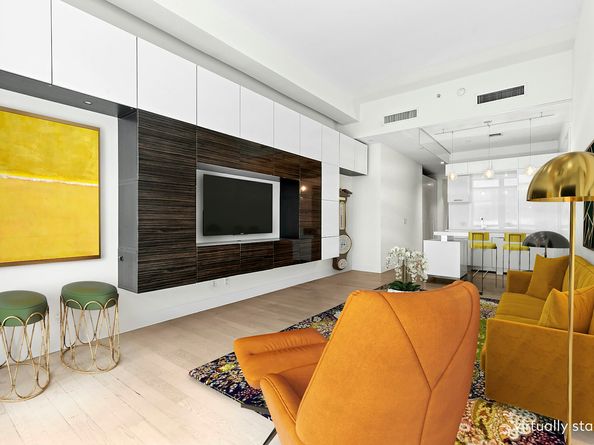 111 Fulton Street 309, New York NY 10038