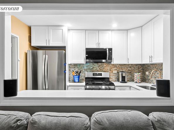 1199 East 53rd Street 3O, Brooklyn NY 11234