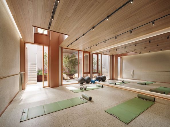 349 West 51st Street 3D, New York NY 10019