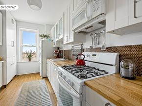 549 41st Street 4B, Brooklyn NY 11232