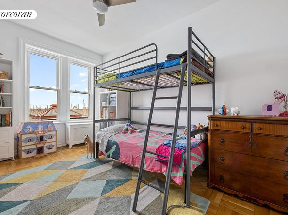 549 41st Street 4B, Brooklyn NY 11232