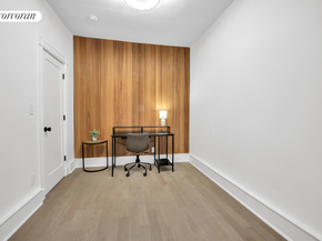 25-20 Newtown Avenue 2, Queens NY 11102