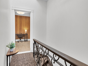 25-20 Newtown Avenue 2, Queens NY 11102