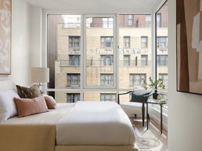 135 East 47th Street 11D, New York NY 10017