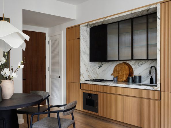 135 East 47th Street 11D, New York NY 10017