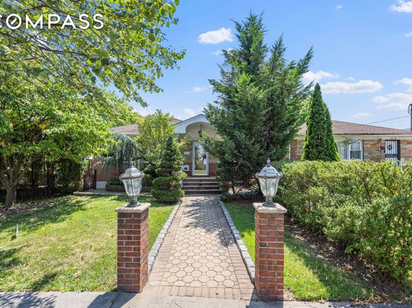 141-18 14th Avenue, Queens NY 11357