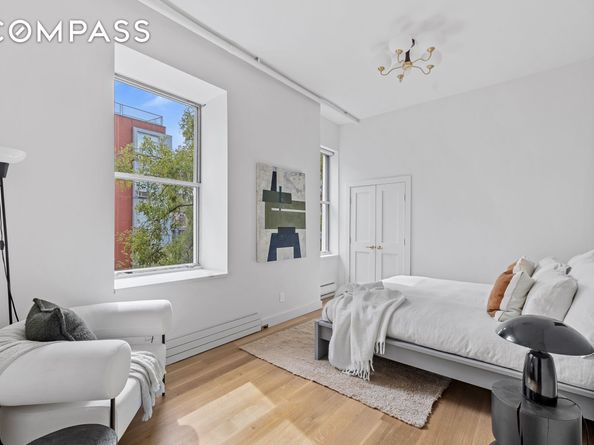 325 Bowery 3, New York NY 10003