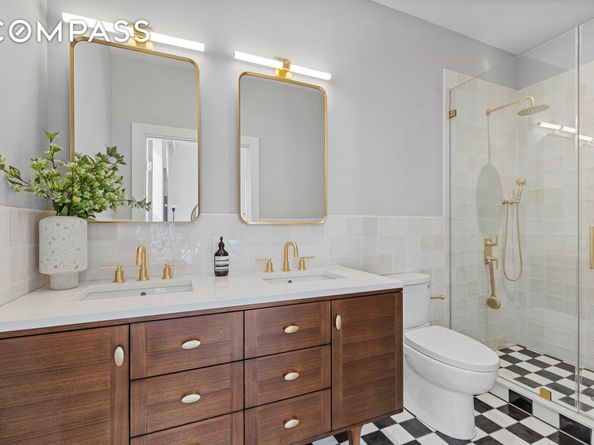 325 Bowery 3, New York NY 10003