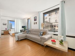 100 West 39th Street 43J, New York NY 10018