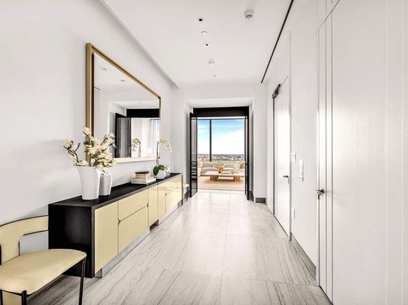 111 West 57th Street 36, New York NY 10019