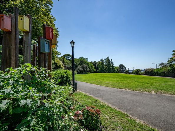 6925 Shore Road 2B, Brooklyn NY 11209