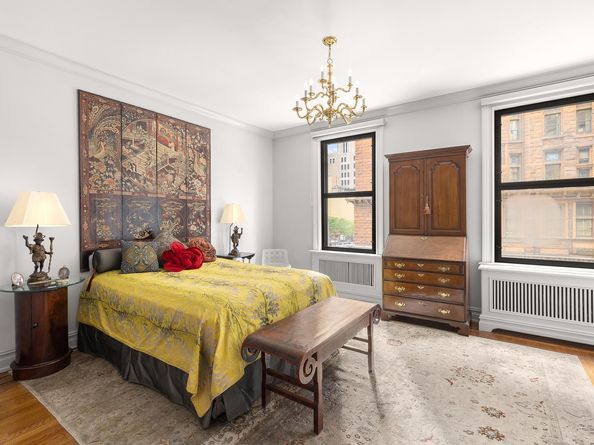 171 West 57th Street 3A, New York NY 10019