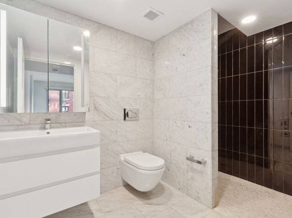 371 West 123rd Street 4A, New York NY 10027
