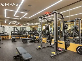 200 East 94th Street 2911, New York NY 10128