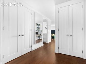 200 East 94th Street 2911, New York NY 10128