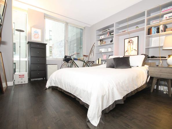 631 East 9th Street 5B, New York NY 10009