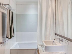 100 West 39th Street 38E, New York NY 10018