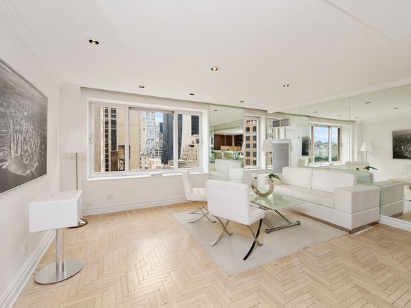 106 Central Park S 16G, New York NY 10019