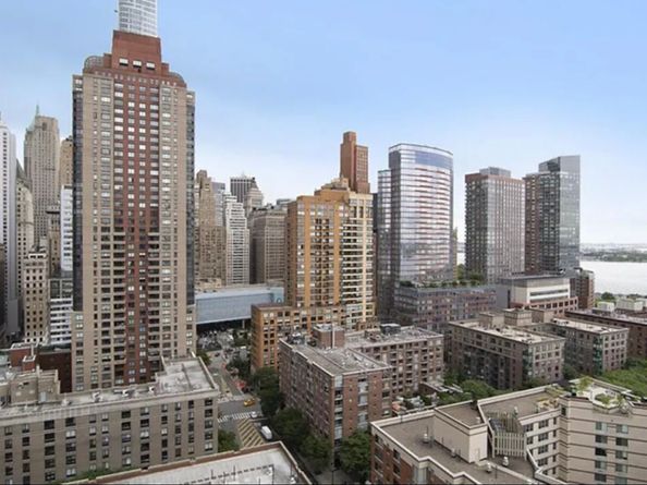 380 Rector Place 23G, New York NY 10280