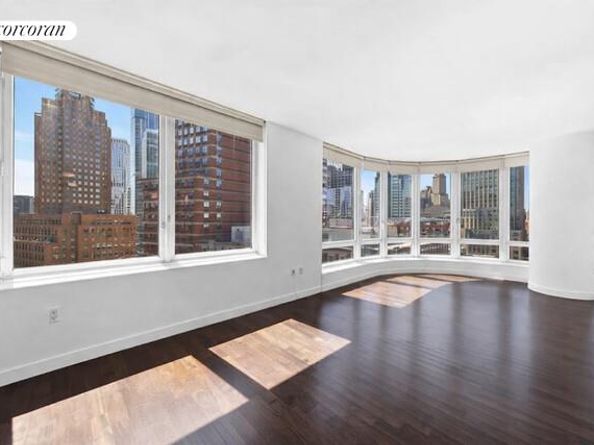306 Gold Street 16E, Brooklyn NY 11201