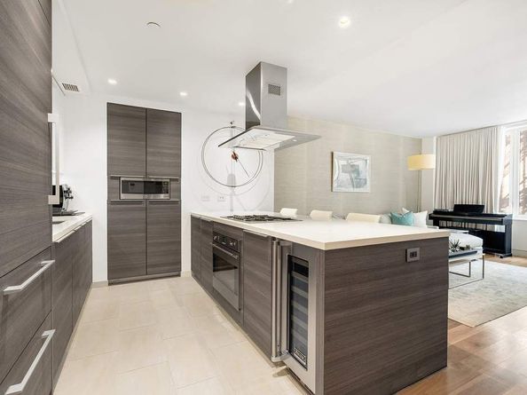 151 West 21st Street 6A, New York NY 10011