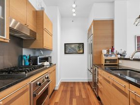 10 West End Avenue 9F, New York NY 10023