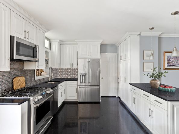 32 Reeve Place TWNHSE, Brooklyn NY 11218