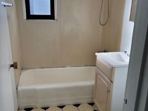 209-10 41st Avenue 2E, Queens NY 11361