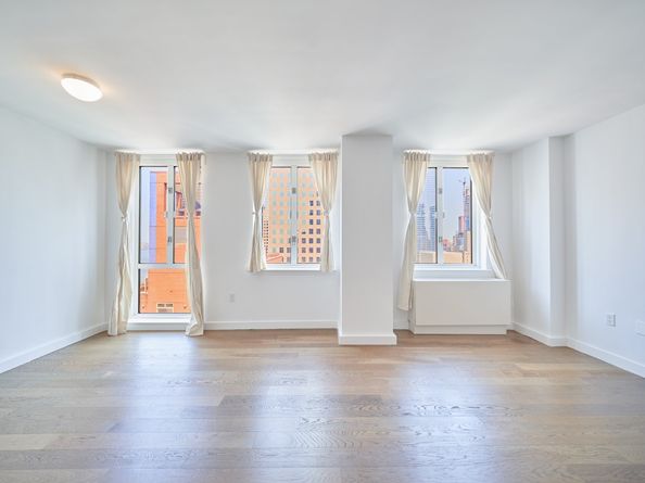 225 Rector Place 22A, New York NY 10280