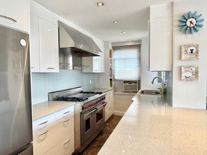 573 Grand Street 1406, New York NY 10002