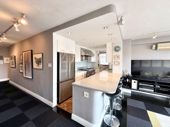 573 Grand Street 1406, New York NY 10002