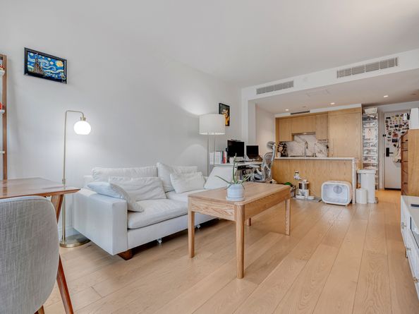 37-14 34th Street N5E, Queens NY 11101