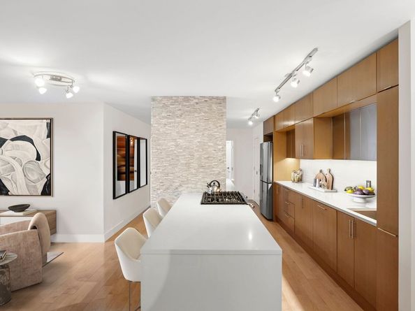 225 Rector Place 5K, New York NY 10280