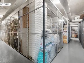 535 East 86th Street 6F, New York NY 10028