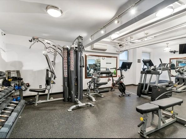 51 5th Avenue 7E, New York NY 10003
