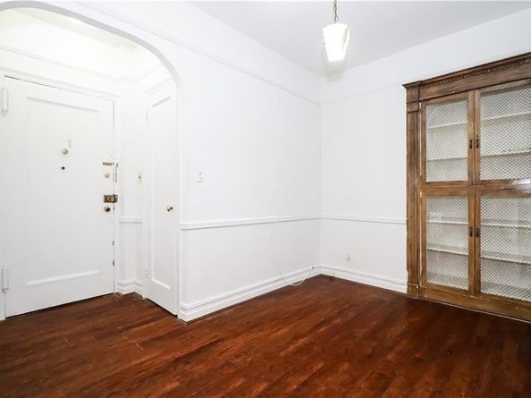 868 East 7th Street 3C, Brooklyn NY 11230