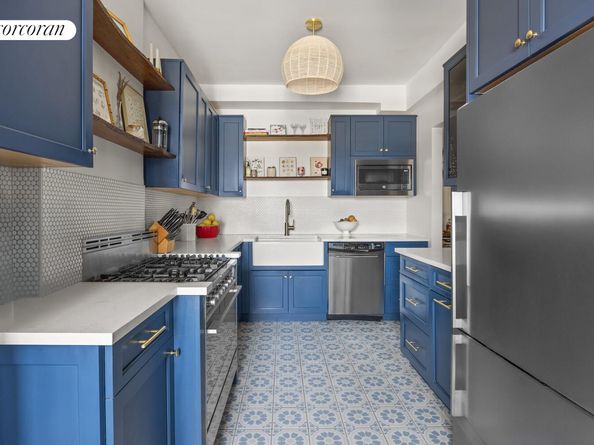 303 Beverley Road 9K, Brooklyn NY 11218