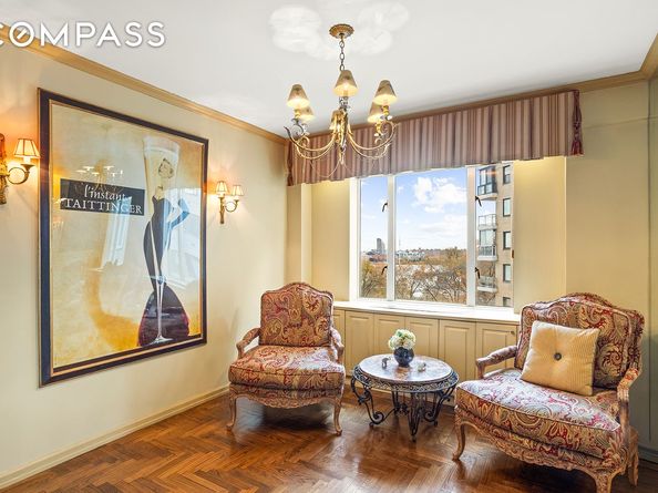 200 East End Avenue 10KL, New York NY 10128