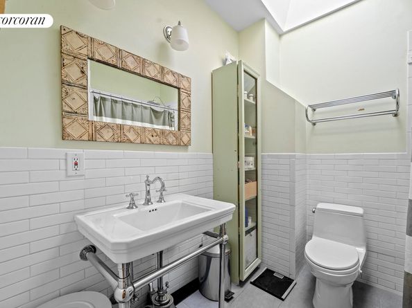 328 Clinton Avenue 5, Brooklyn NY 11205