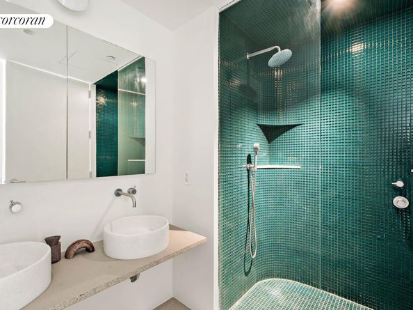 9 Chapel Street 6C, Brooklyn NY 11201