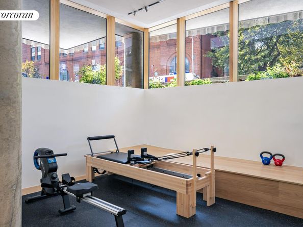 9 Chapel Street 6C, Brooklyn NY 11201