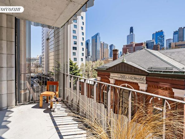 9 Chapel Street 6C, Brooklyn NY 11201