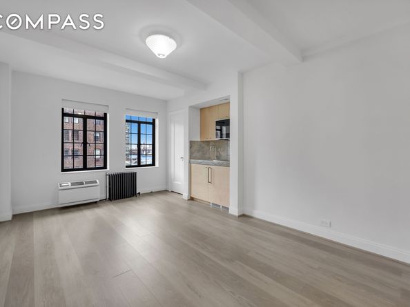 25 Tudor City Place 1103, New York NY 10017