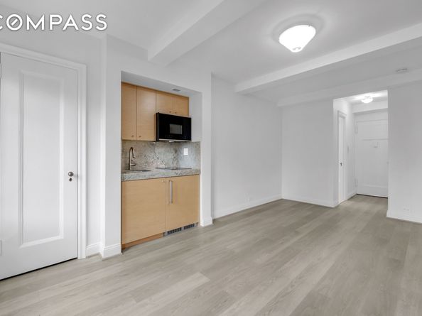 25 Tudor City Place 1103, New York NY 10017