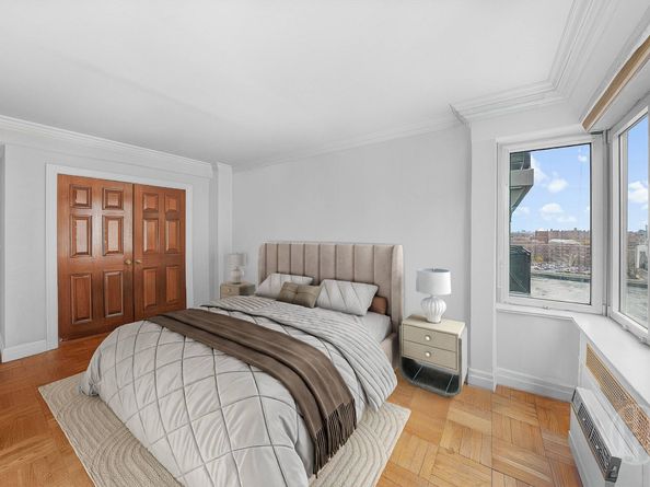 45 East End Avenue 10F, New York NY 10028